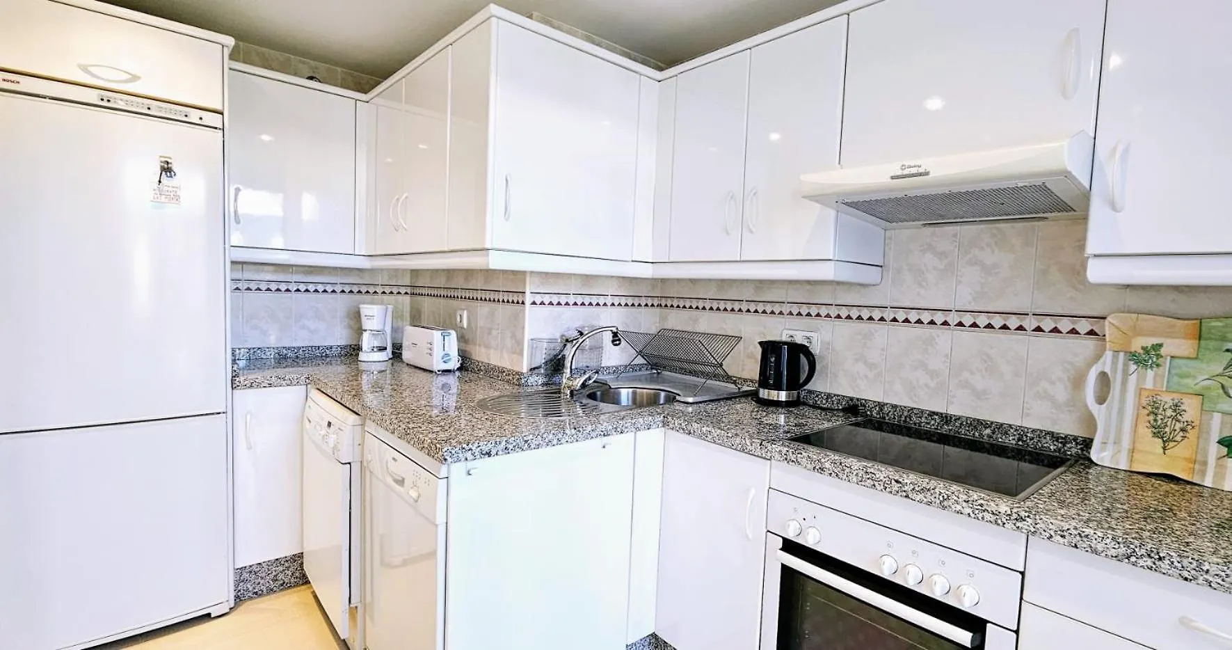 Los Naranjos Atico Duplex Con Ascensor Privado Marbella 0*,