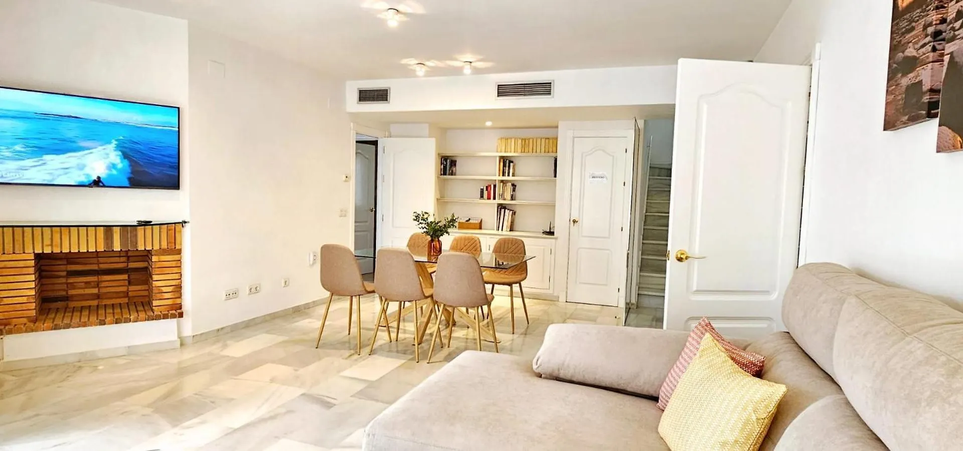 Los Naranjos Atico Duplex Con Ascensor Privado Marbella Apartment