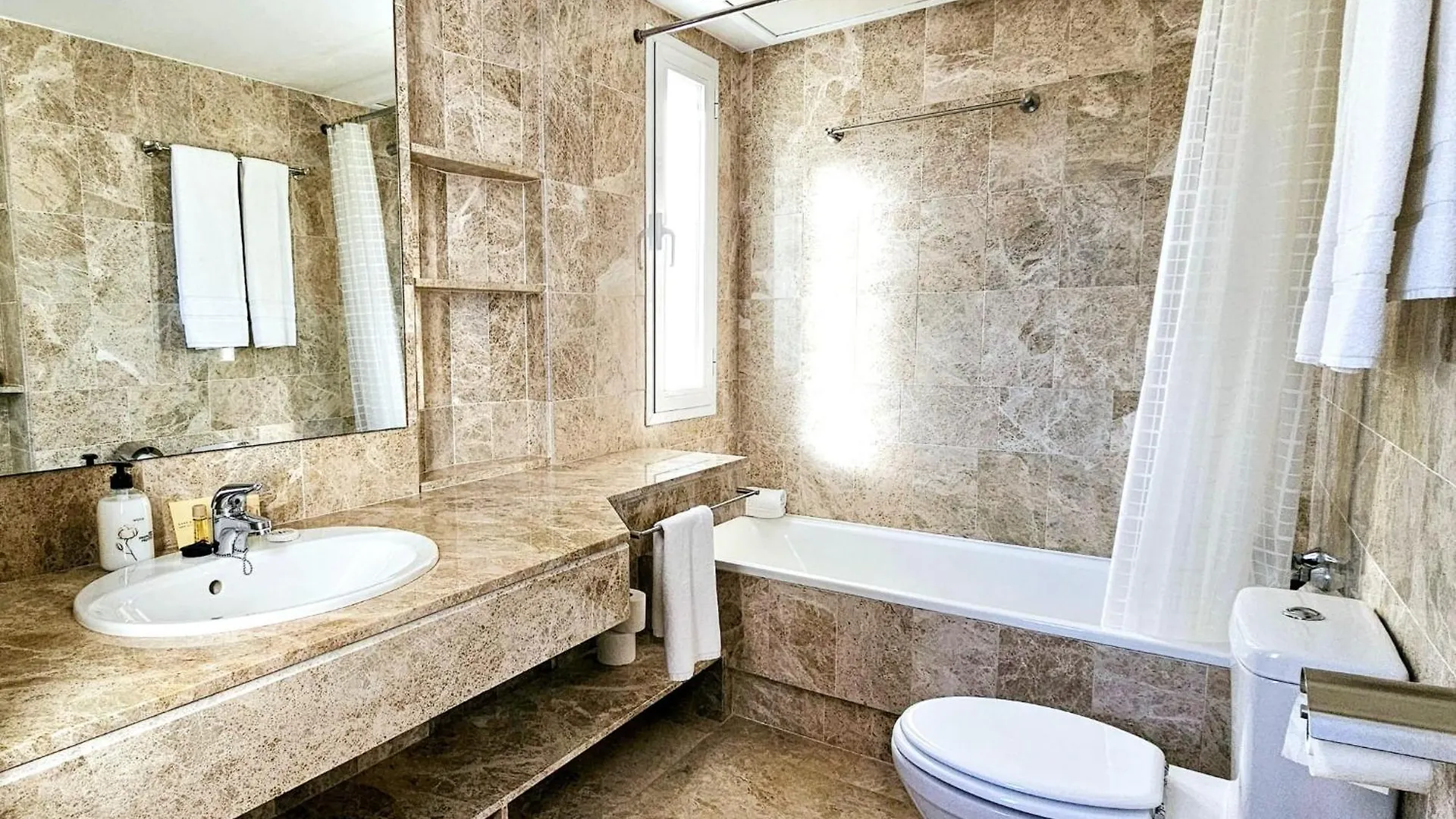 Apartment Los Naranjos Atico Duplex Con Ascensor Privado Marbella